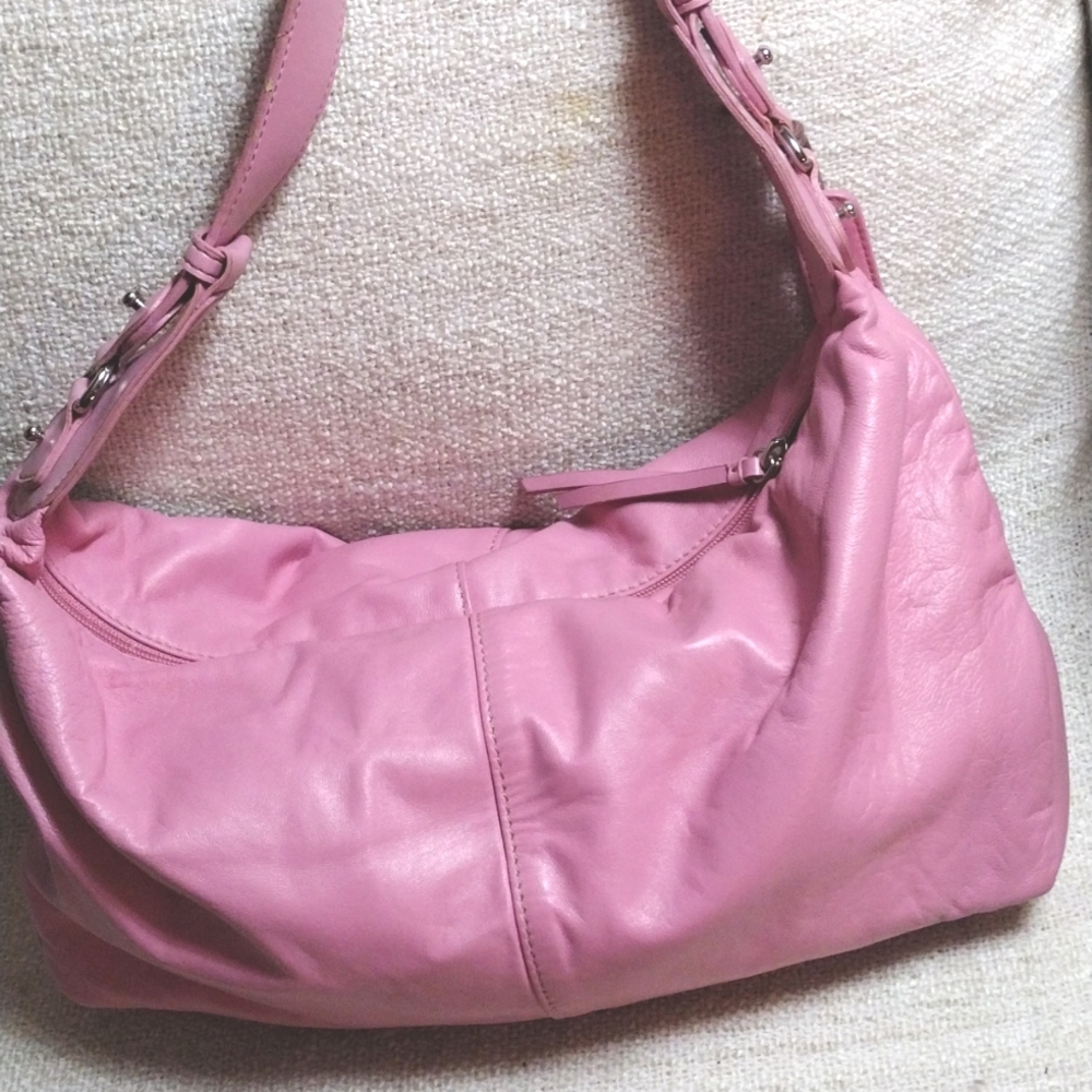 LIZ CLAYBOURNE PINK HANDBAG